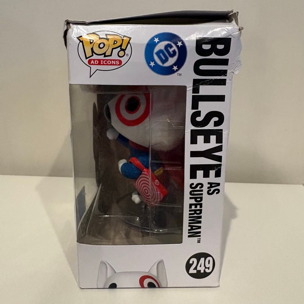 Target Bullseye as Superman Funko Pop 249 - Picture 4 of 10